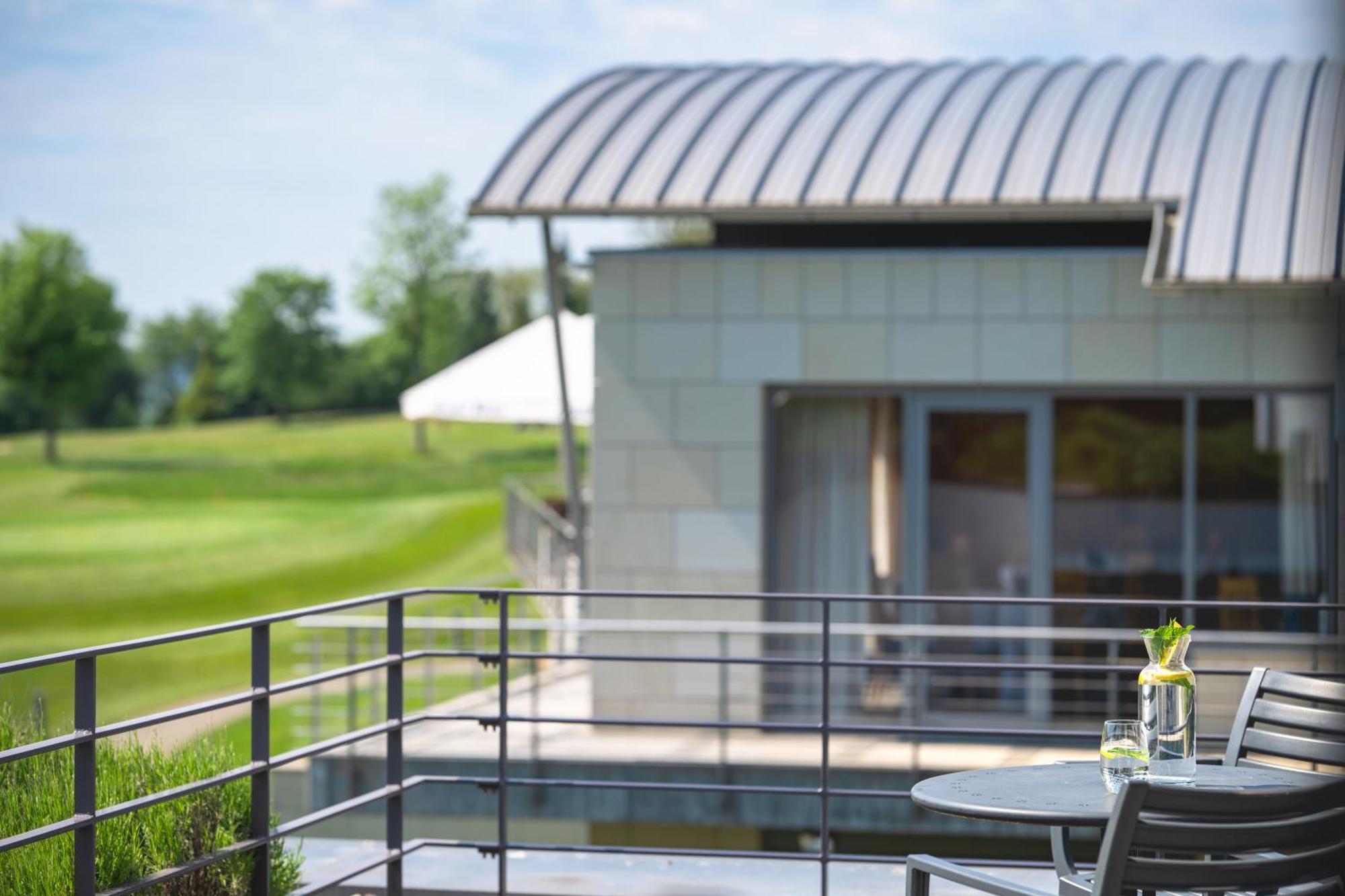 Golfhotel Gut Neuenhof Frondenberg Exterior photo