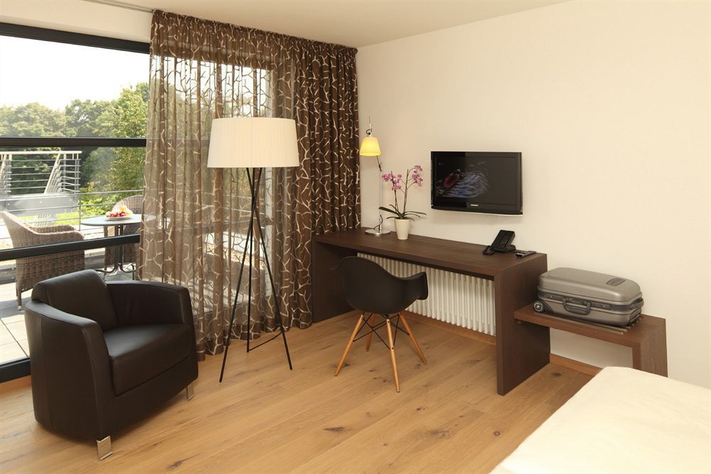Golfhotel Gut Neuenhof Frondenberg Exterior photo